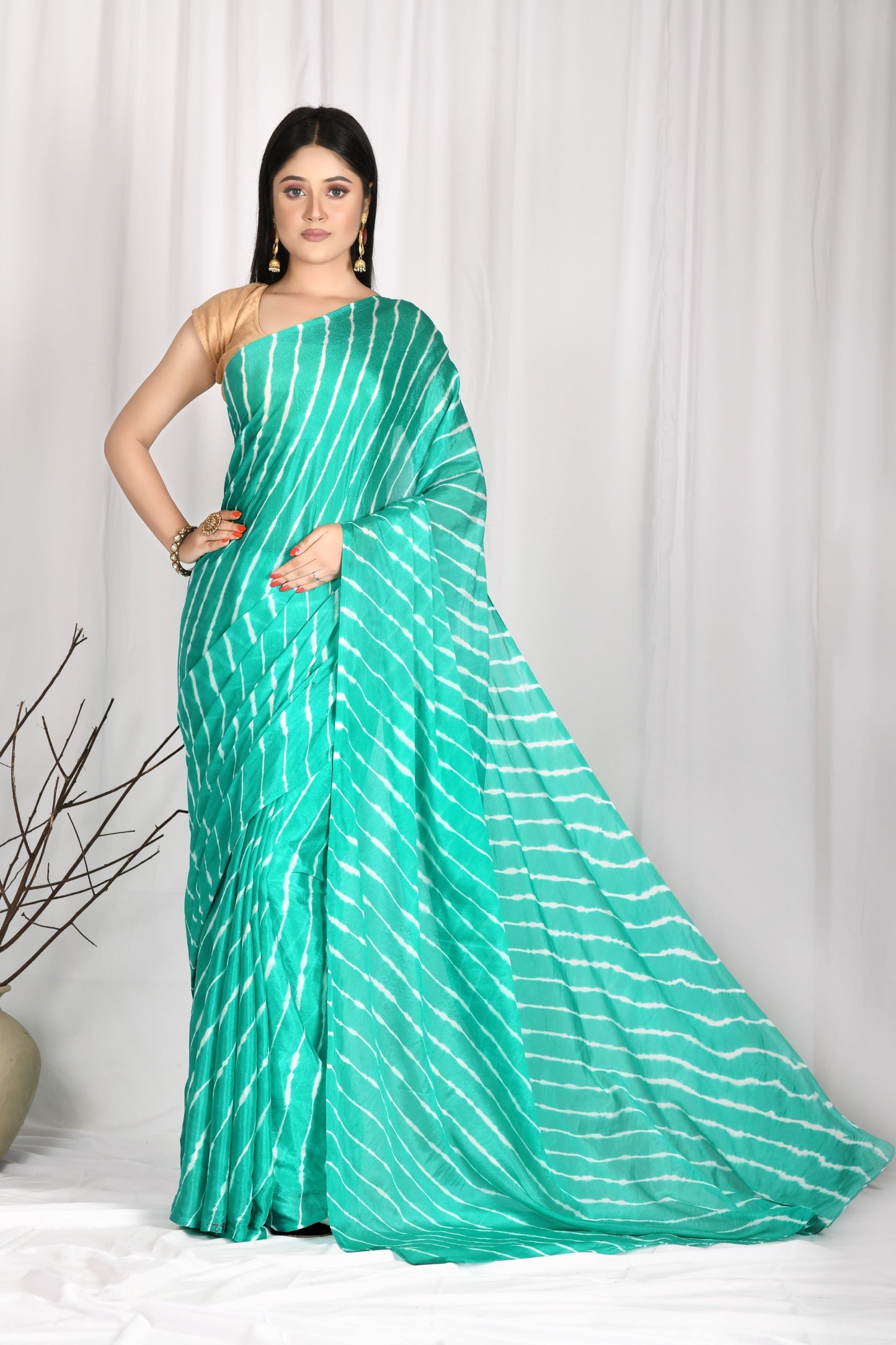 Women's Hand Tie And Die Leheriya Chinnon Saree