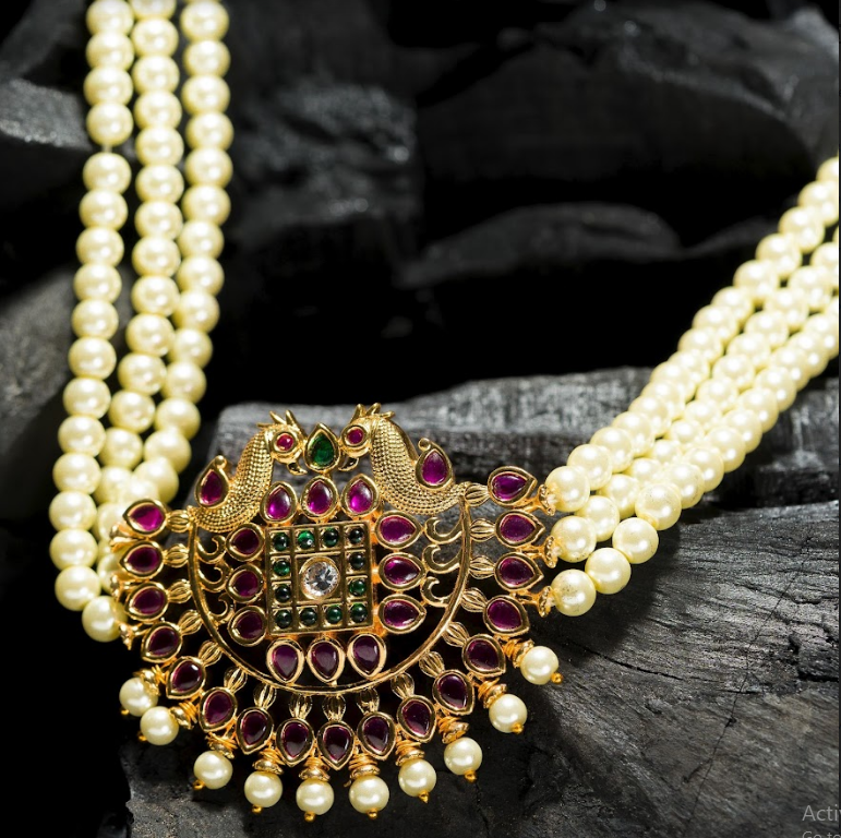 Women's Neck Moti Mala Gold Plated