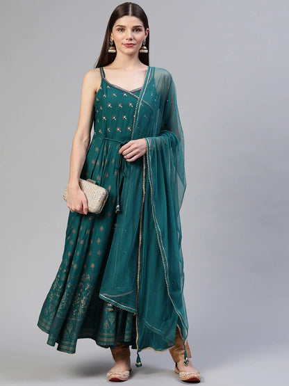 Women's Rama Green Rayon Shoulder Strip Anarkali Kurta With Net Dupatta