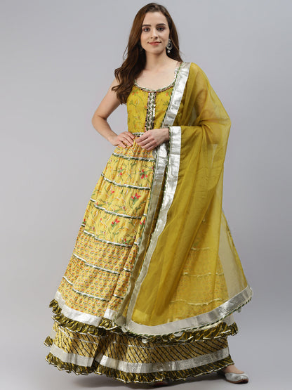 Women's Yellow Cotton Sleeves Less Anarkali Skirt Set With Dupatta