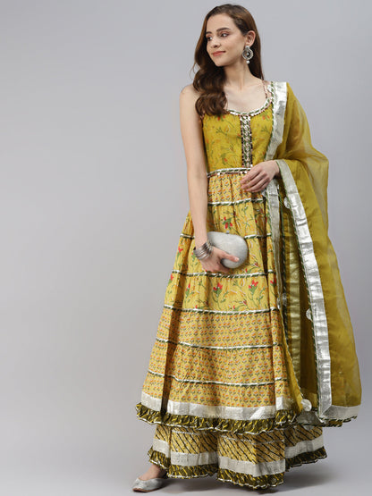 Women's Yellow Cotton Sleeves Less Anarkali Skirt Set With Dupatta