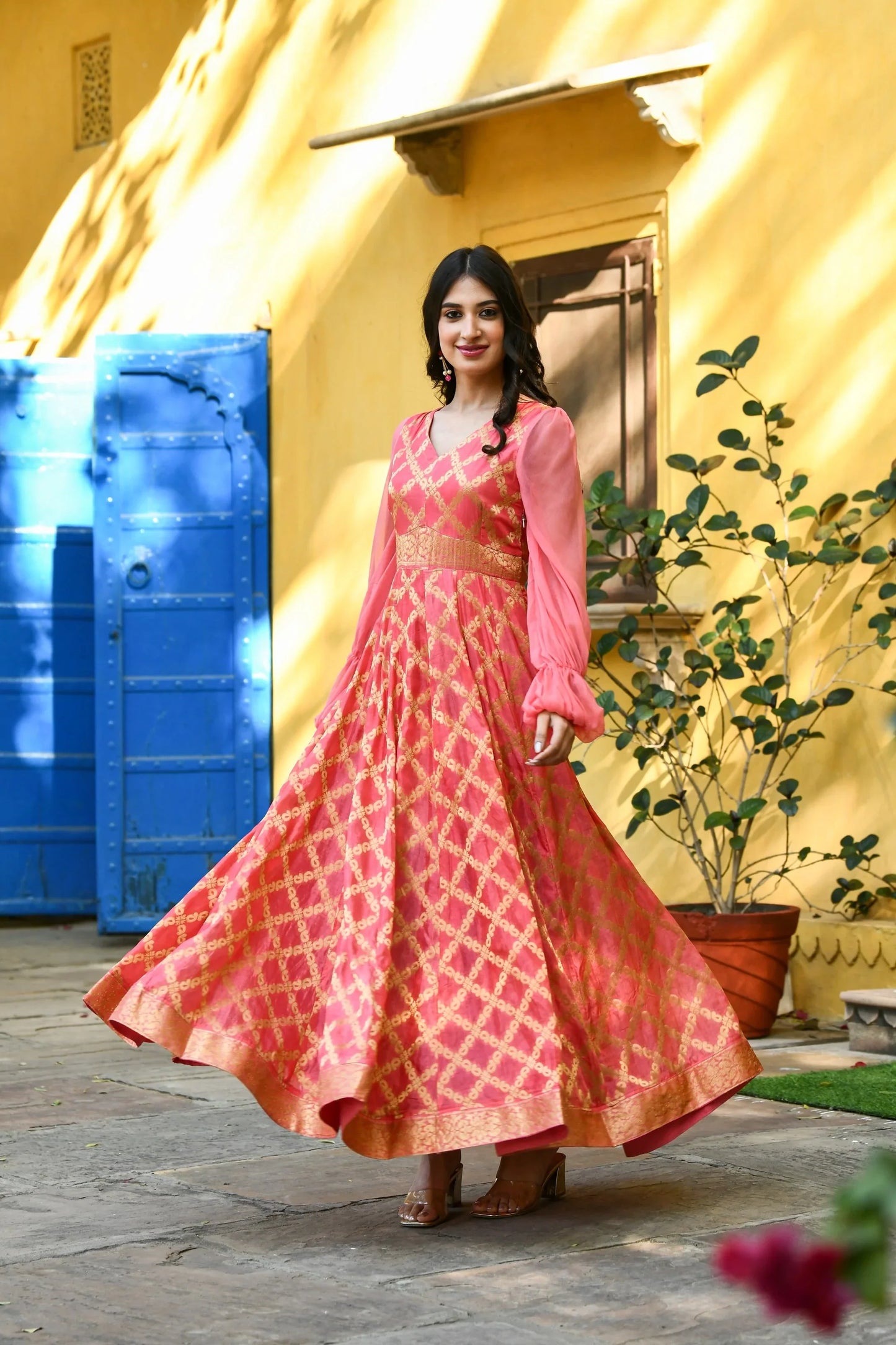 Women's Pink Silk Gown With Balloon Sleeves -(1Pc)