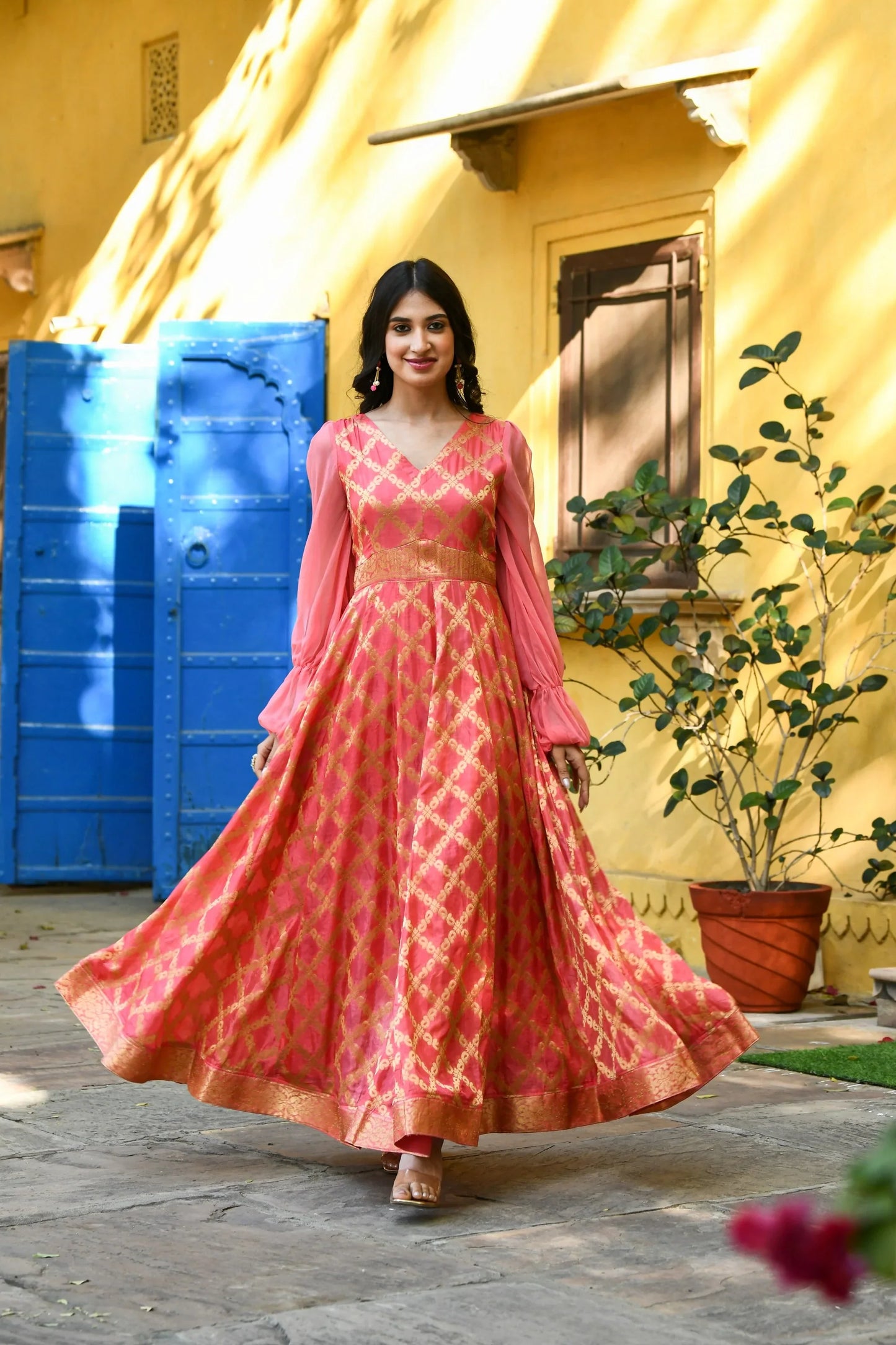 Women's Pink Silk Gown With Balloon Sleeves -(1Pc)