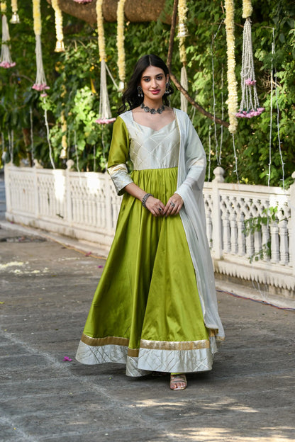 Women's White And Green Anarkali Gown- (2Pcs)