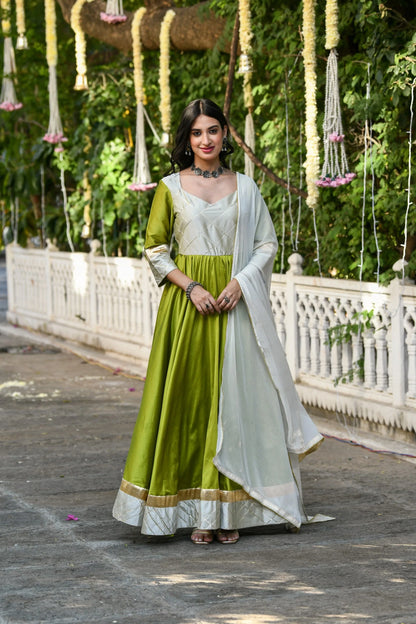 Women's White And Green Anarkali Gown- (2Pcs)