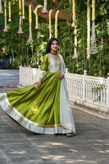 Women's White And Green Anarkali Gown- (2Pcs)