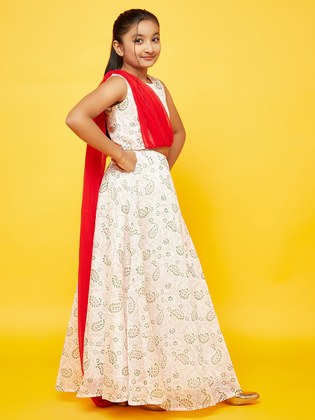 Girl's White Block Print Lehenga Choli With Attatched Dupatta