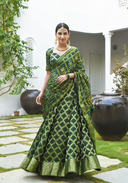 Women's Banarsi Green Bandhani Lehenga 3(Pc)