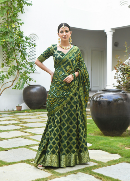 Women's Banarsi Green Bandhani Lehenga 3(Pc)