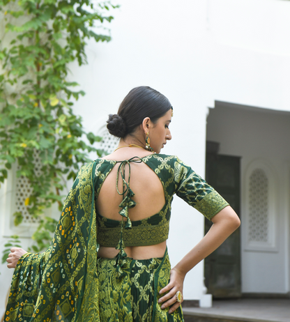 Women's Banarsi Green Bandhani Lehenga 3(Pc)