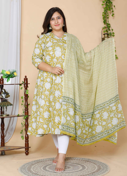 Women's Yellow Plus Size Floral Anarkali Kurta With Dupatta