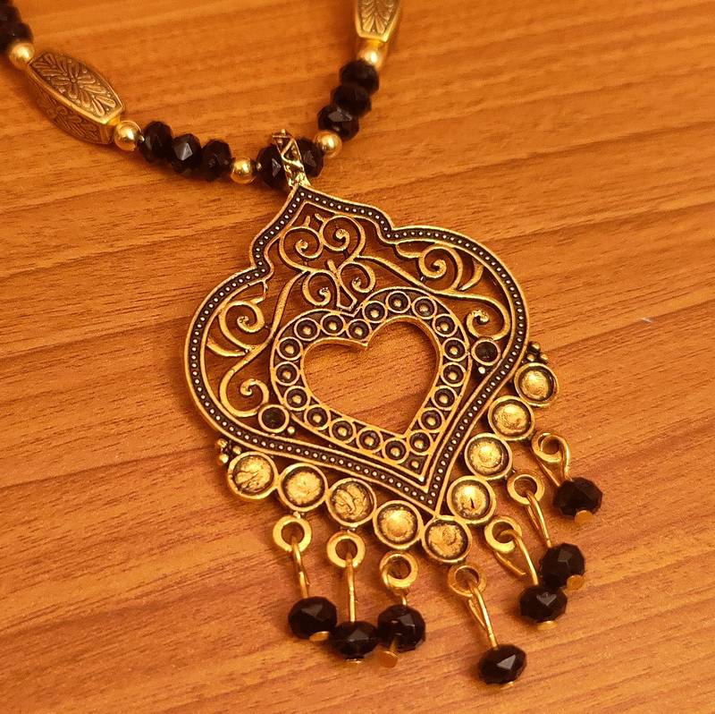 Women's Heart Shaped Antique Look Necklace