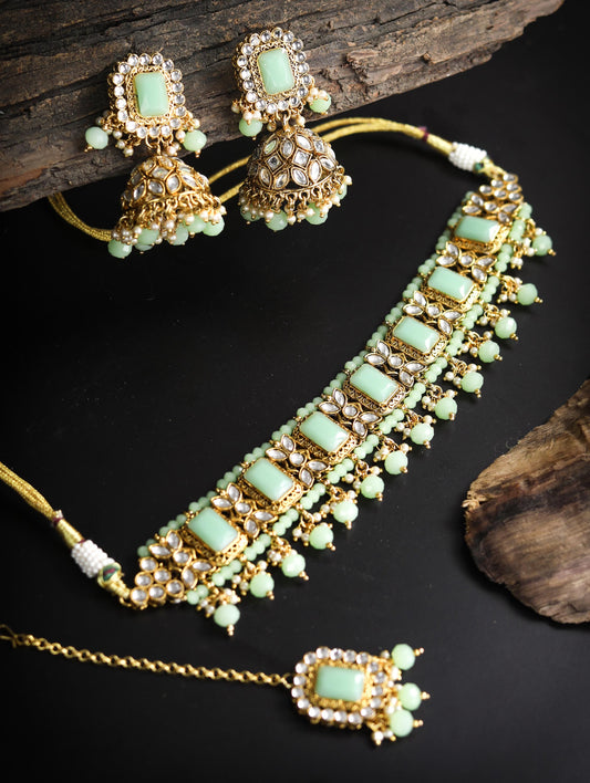 Women's Mint Green Kundan Pearls Gold Plated Choker Set with MaangTikka - Priyaasi