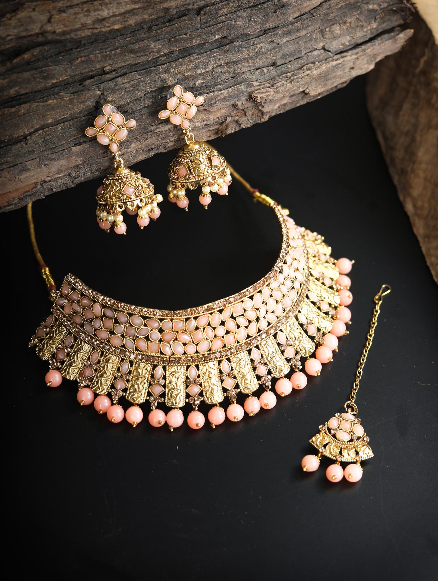 Women's Pink Kundan Gold Plated Choker Set with MaangTikka - Priyaasi