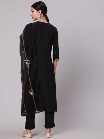 Women's Black Embroidered A-Line Kurta Pant With Dupatta