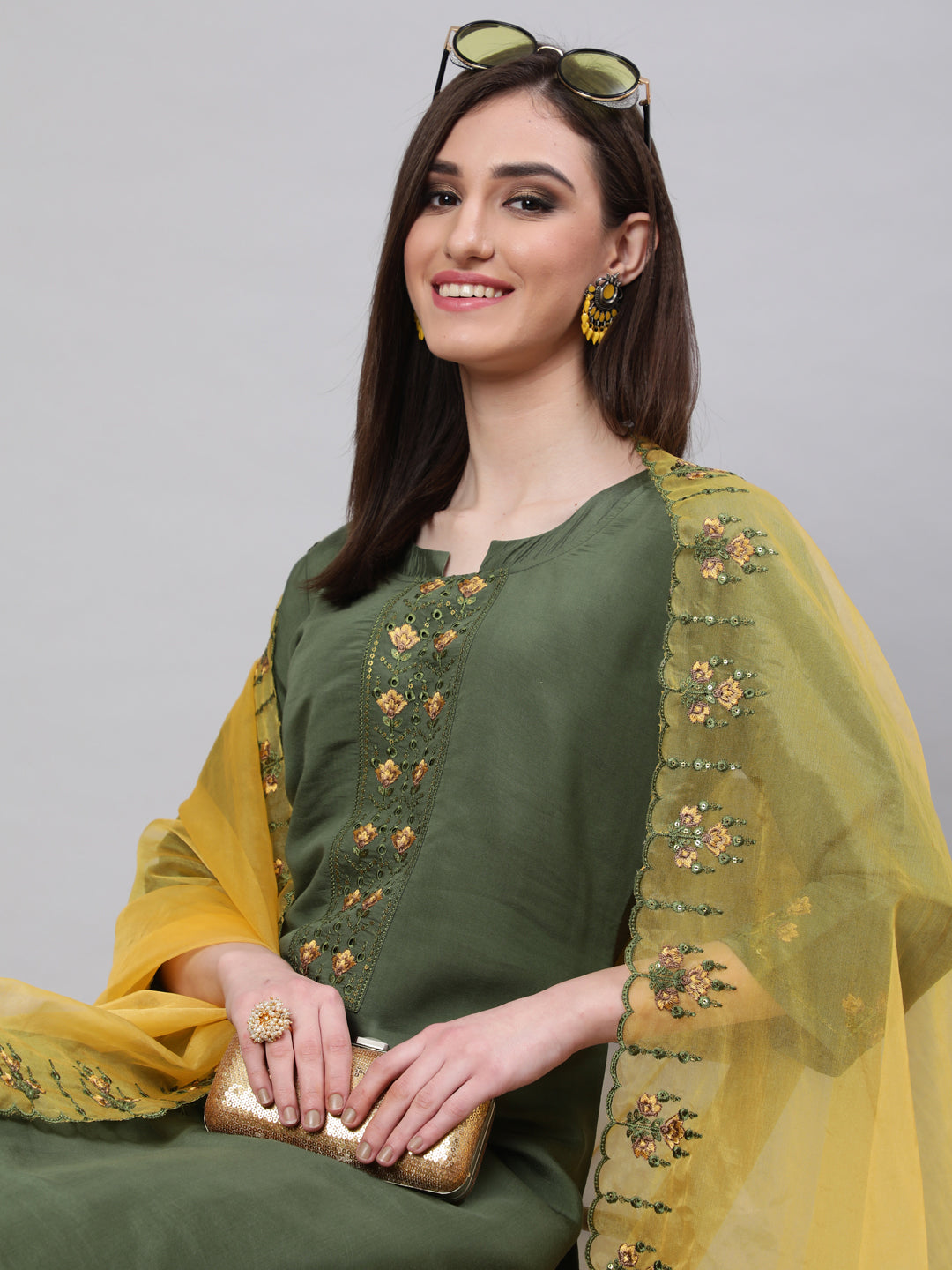 Women's Green Embroidered Kurta Pant With Dupatta