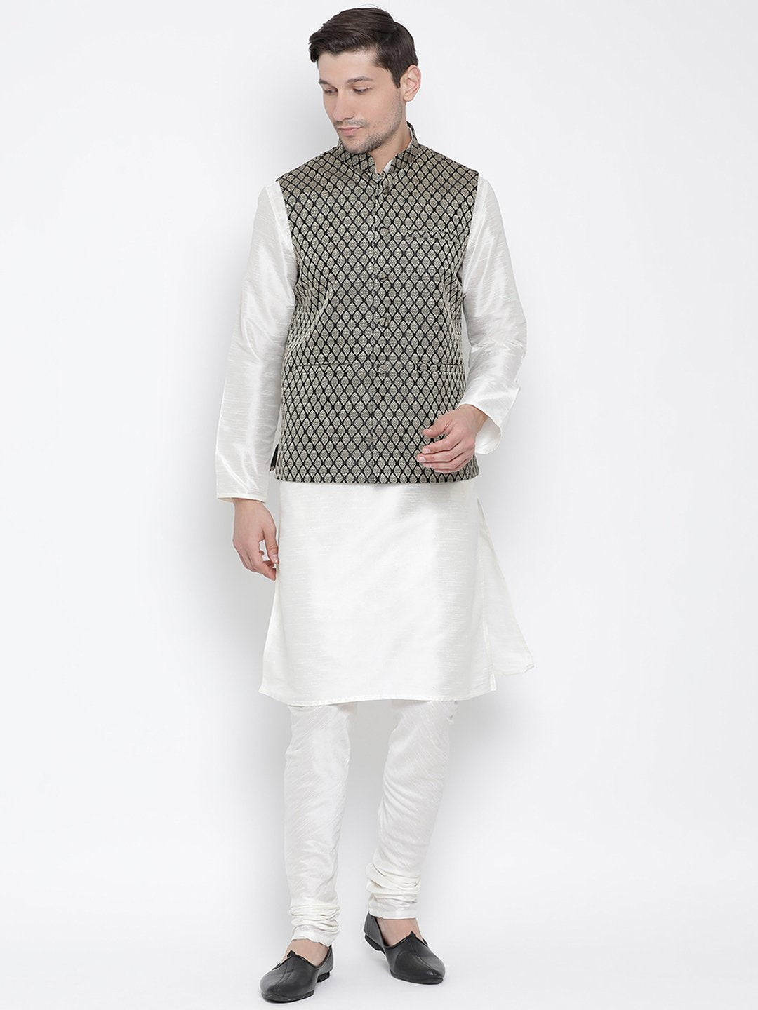 Men's White Cotton Silk Blend Kurta, Ethnic Jacket and Pyjama Set