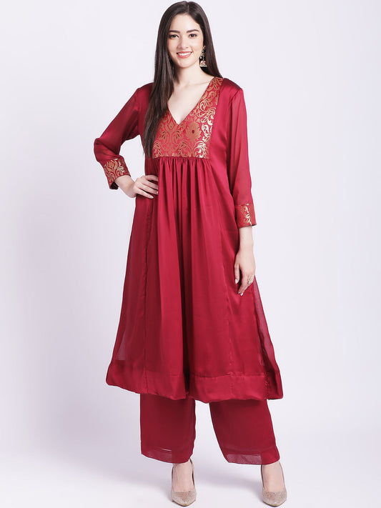 Women's Alluring Maroon Yoke Gathered Kurti With Palazzo