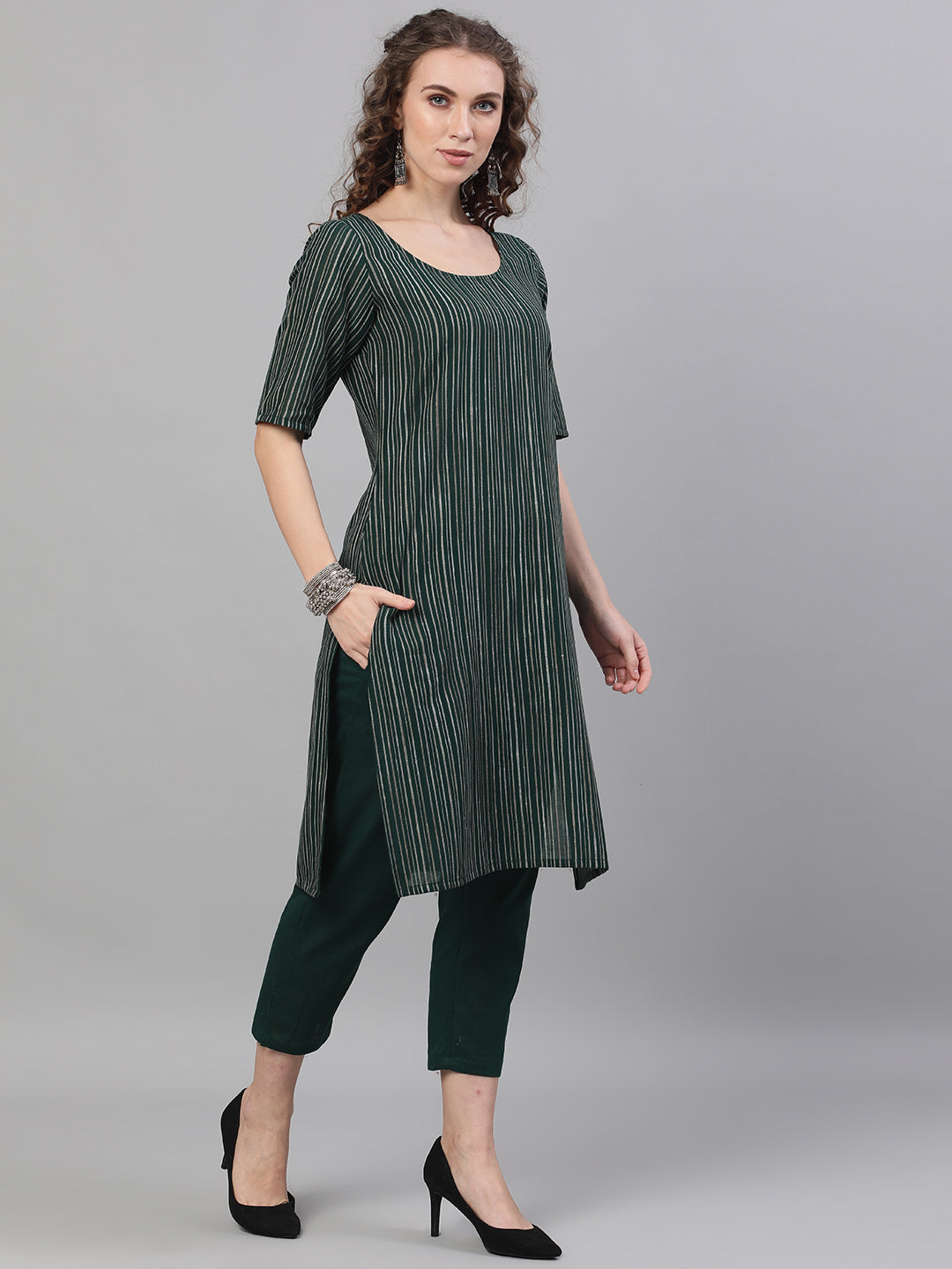 Women's Green Striped Kurta With Capri