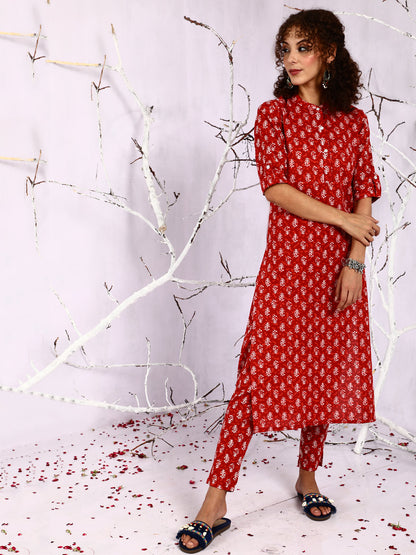 Women's Red Printed Straight Kurta With Pant