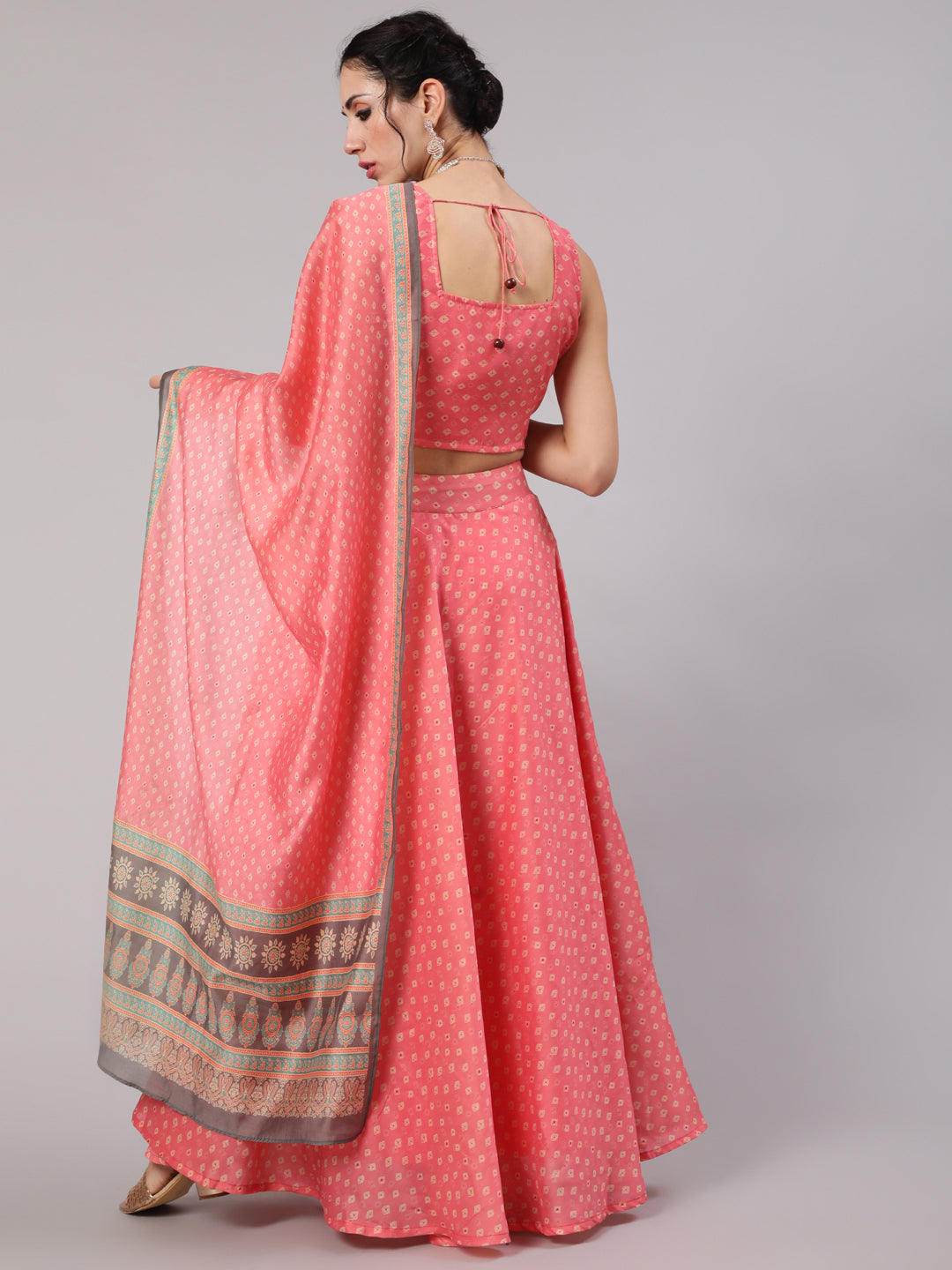 Women's Pink Bandhani Print Lehenga Choli With Dupatta Set