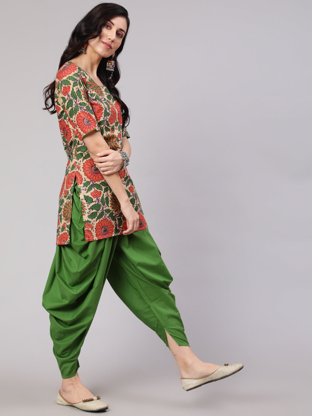 Women's Beige Floral Print Kurta With Dhoti Pant