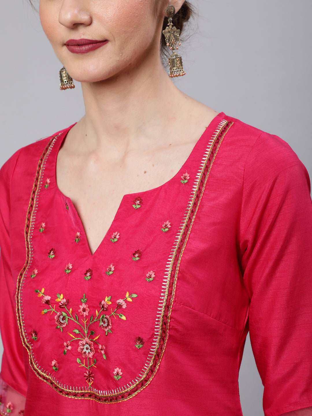 Women's Red Embroidered Kurta Pant With Dupatta