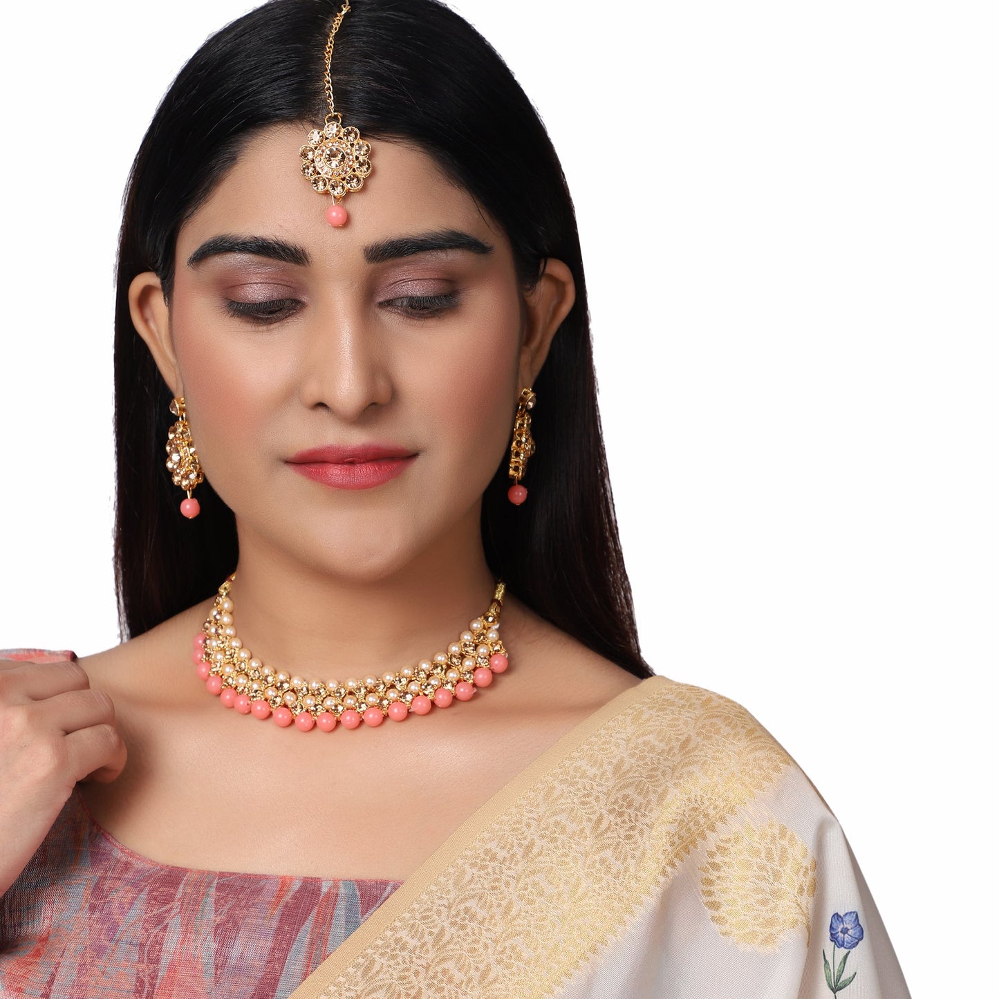 Women's Trending Pink Choker Set With Maang Tikka