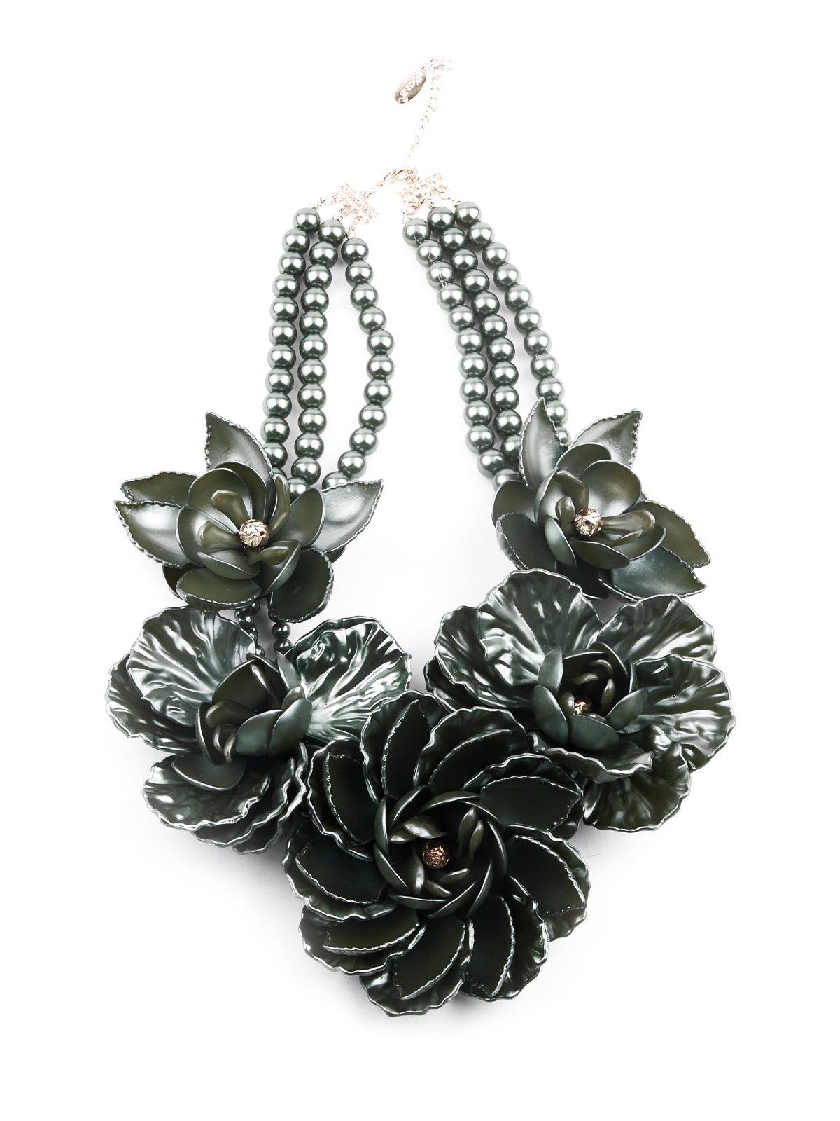 Women's Deep Green Gorgeous Rose Statement Necklace - Odette