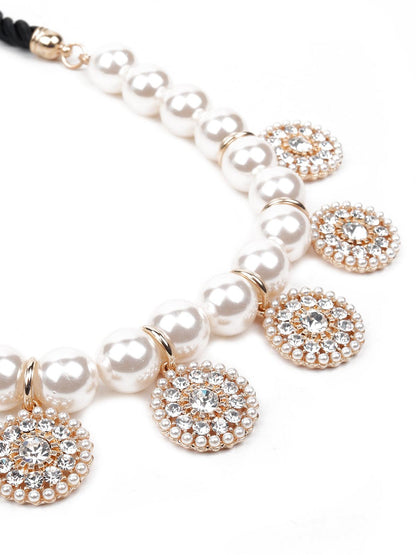 Women's Pearl Necklace Embellished With Charms - Odette