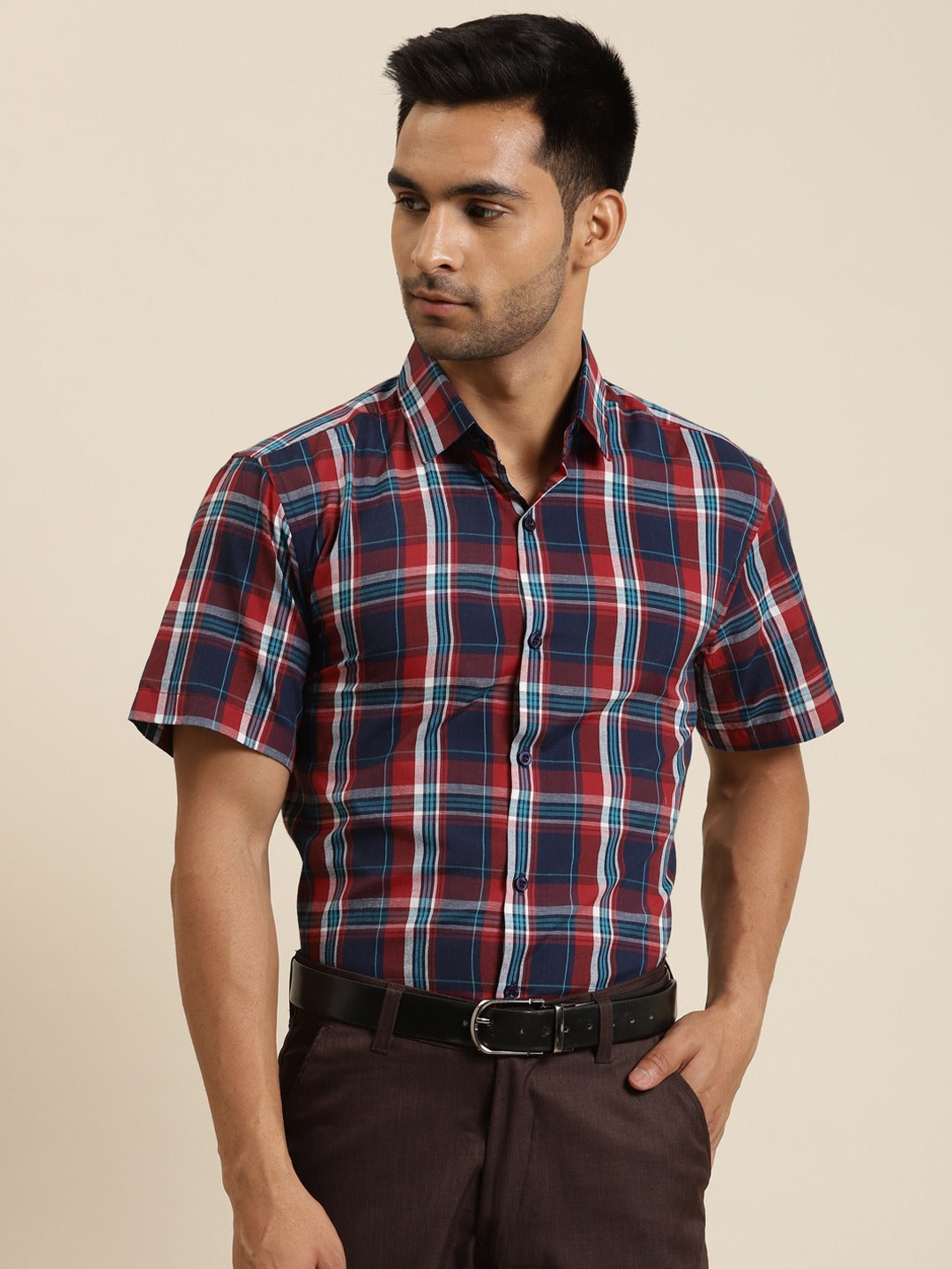 Men's Cotton Red Half sleeves Formal Shirt